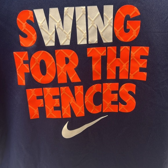 Nike T-shirt - Picture 2 of 7